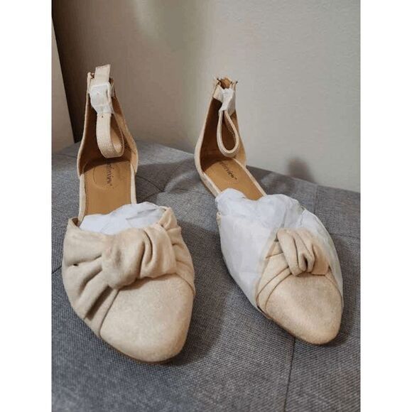 ComfortView Sadie New Nude Flats - 7.5W - Picture 1 of 8